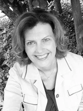 Karen Cecil Headshot